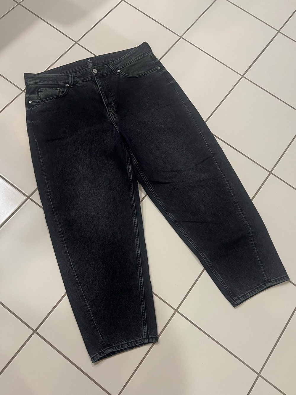 Barrel Leg Jeans Loose Fit Washed Black